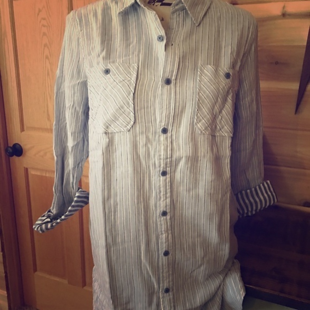 NWT Hippie Laundry Tunic Button Down Top Medium